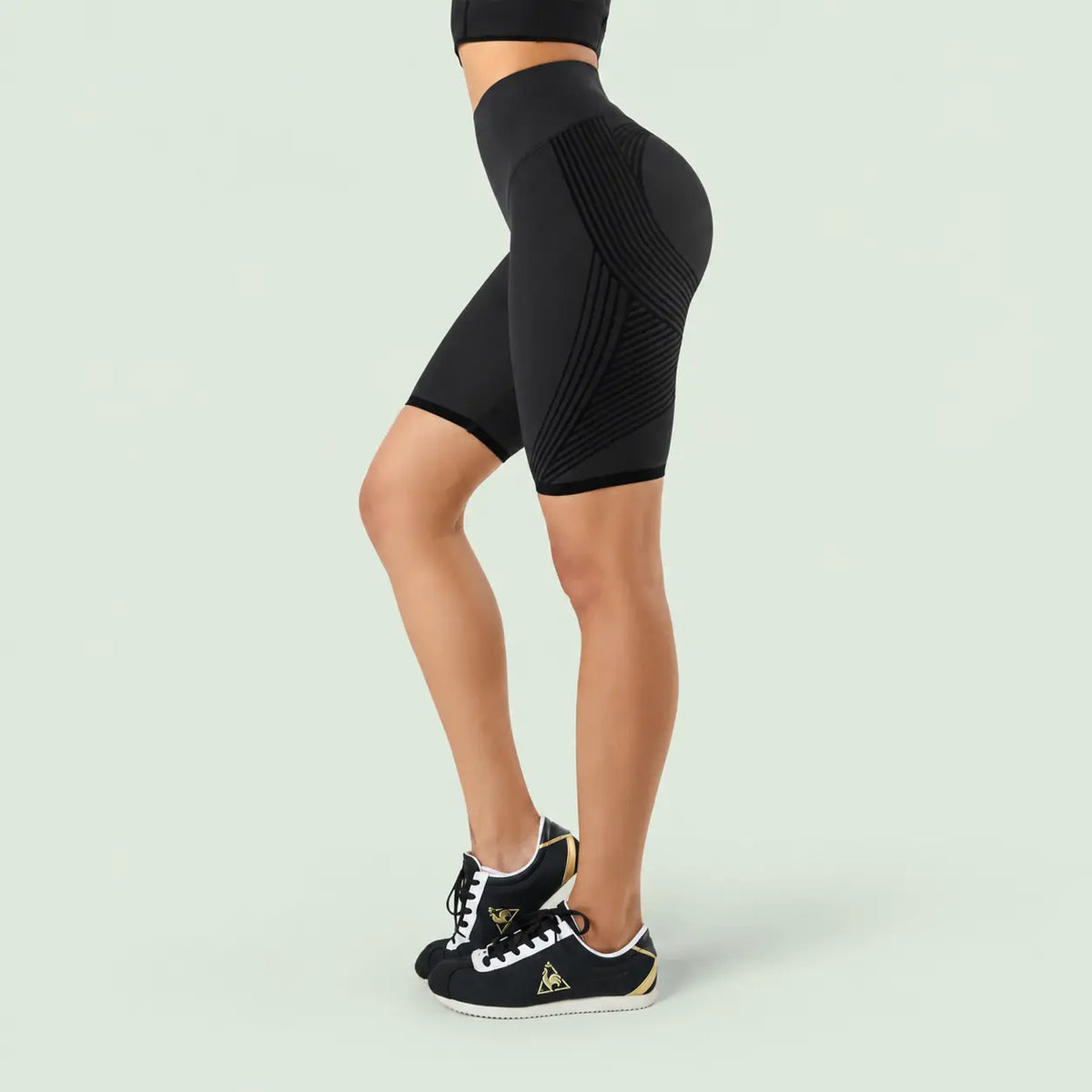 Elevime Shaping Push-Up Shorts
